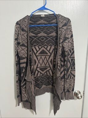Wild Pearl Y2K Cozy Geometric Open-Front Cardigan Sweater - Taupe/Black